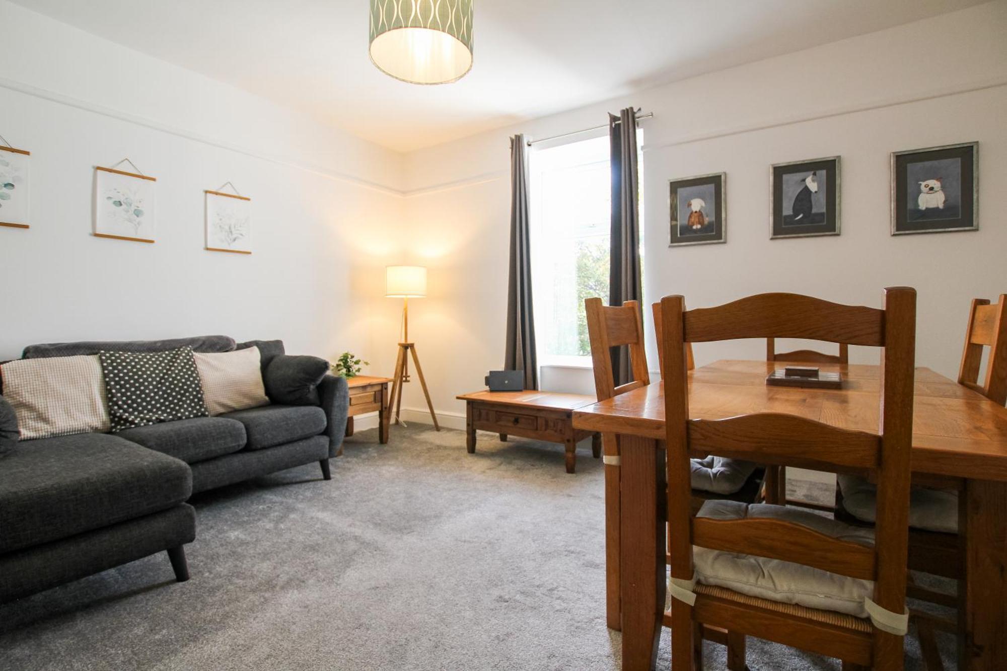 Fairways View - Spacious Apartment - Sleeps 6 - Lovely Views - By Rework Accommodation Hoylake Exteriér fotografie